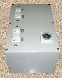 出力遅延コンセントボックス